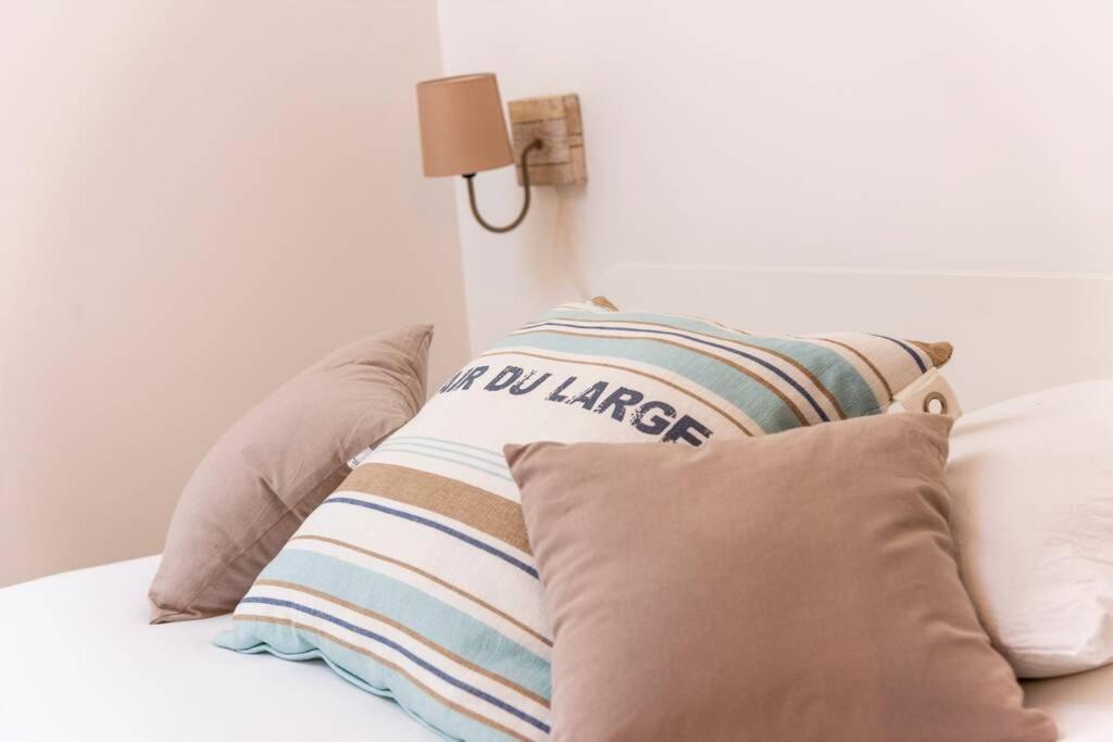 Appartement 2/4 personnes, rue au calme Caen Extérieur photo