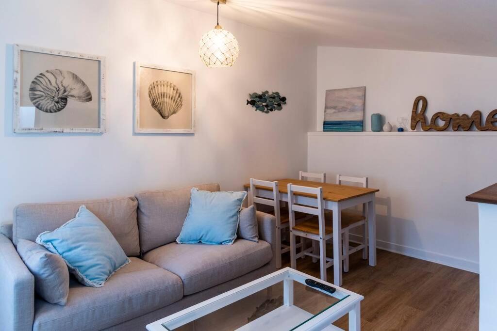 Appartement 2/4 personnes, rue au calme Caen Extérieur photo