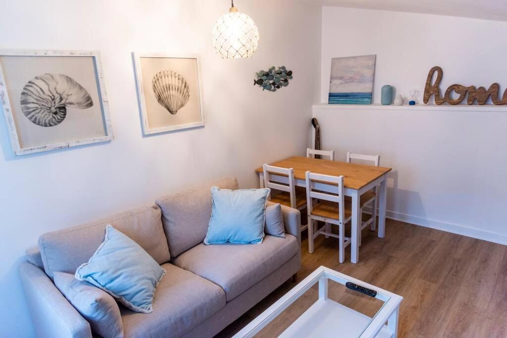 Appartement 2/4 personnes, rue au calme Caen Extérieur photo